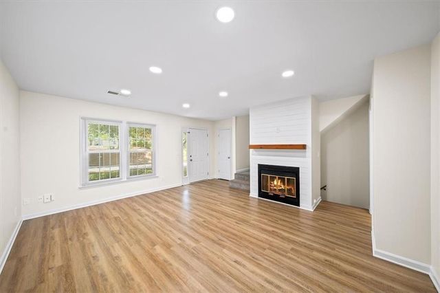 238 Chads Ford Way, Roswell, GA 30076