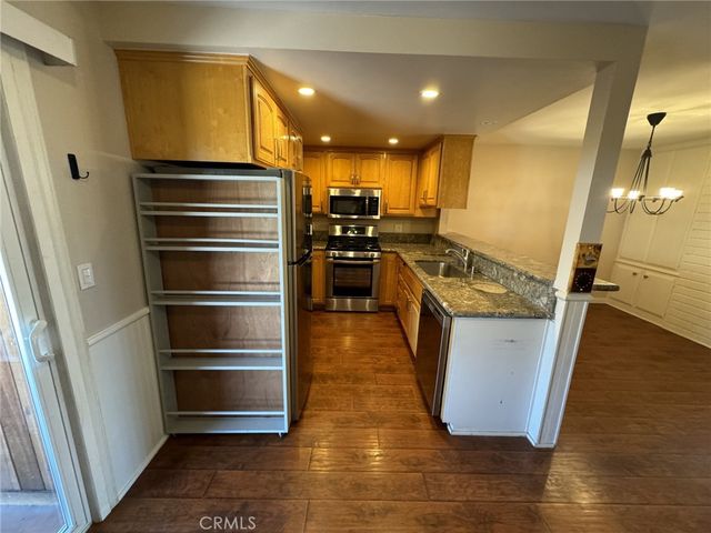 1225 E 1st, Tustin, CA 92780
