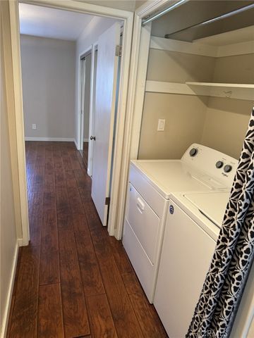 1225 E 1st, Tustin, CA 92780