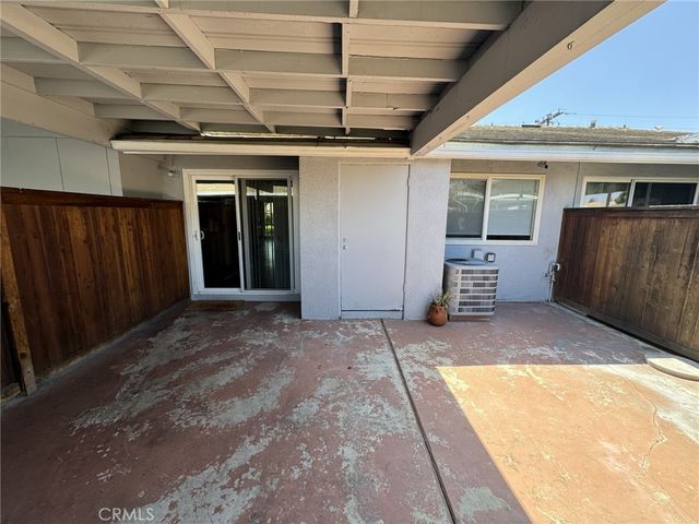1225 E 1st, Tustin, CA 92780