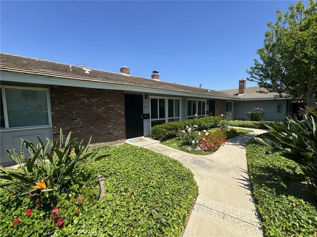 1225 E 1st, Tustin, CA 92780