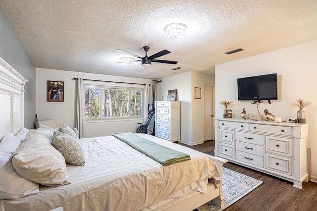 1004 Fieldstone Dr, Dothan, AL 36303