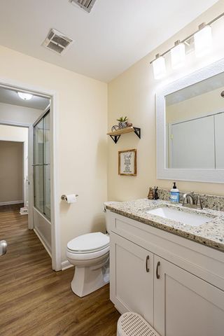 1004 Fieldstone Dr, Dothan, AL 36303