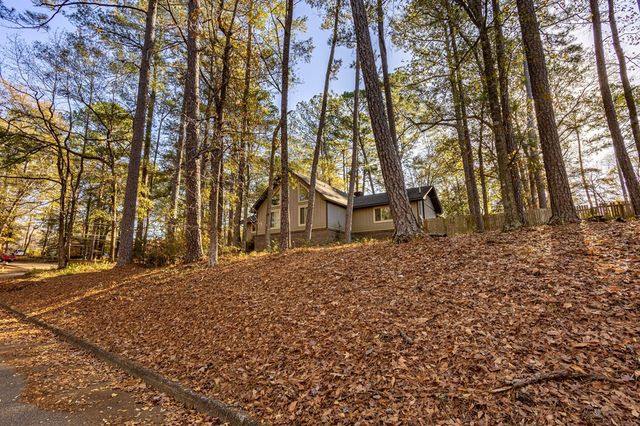 1004 Fieldstone Dr, Dothan, AL 36303