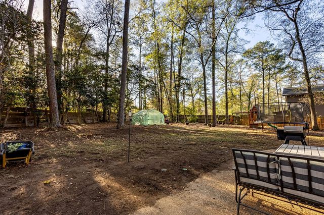 1004 Fieldstone Dr, Dothan, AL 36303