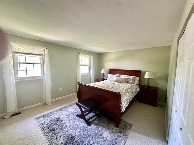 308 Blisswood Village Dr 308, Ludlow, MA 01056