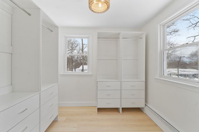 114 Lake St, Peabody, MA 01960