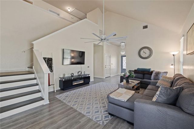 10113 Copper Ridge CV, Austin, TX 78747