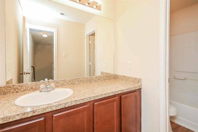 12642 Sai Baba Drive, Houston, TX 77038