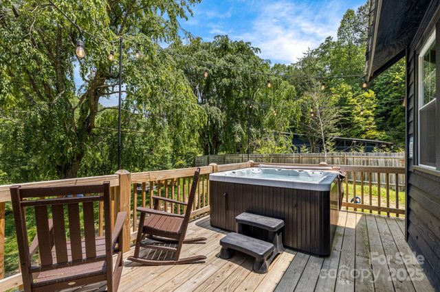 6541 Grassy Branch Road, Bryson City, NC 28713