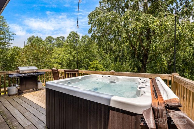 6541 Grassy Branch Road, Bryson City, NC 28713