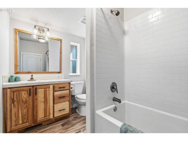 2216 HIGHWAY 141, Trout Lake, WA 98650