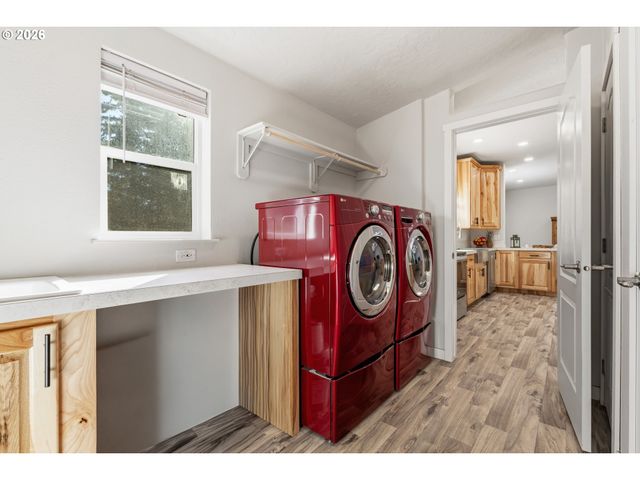 2216 HIGHWAY 141, Trout Lake, WA 98650