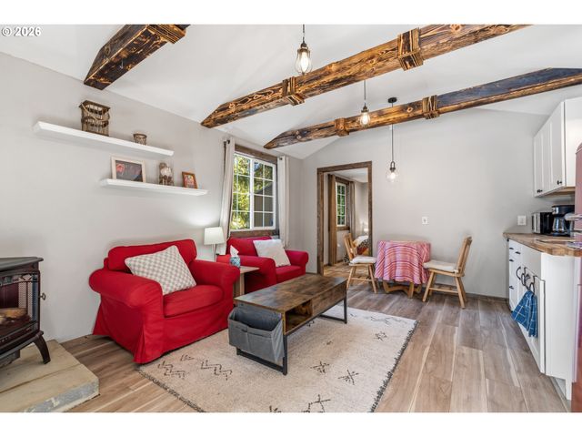 2216 HIGHWAY 141, Trout Lake, WA 98650