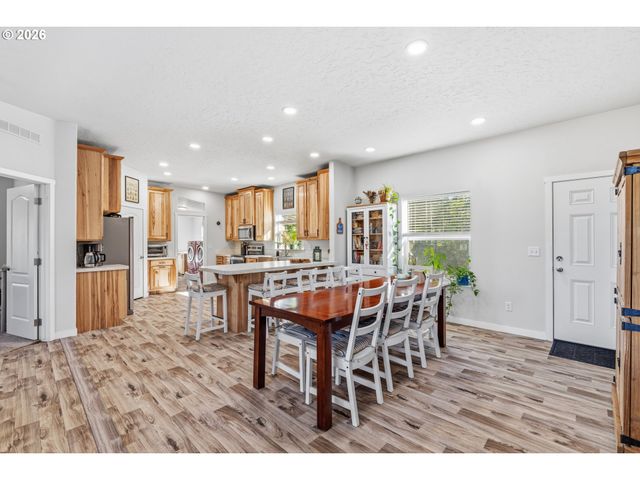 2216 HIGHWAY 141, Trout Lake, WA 98650