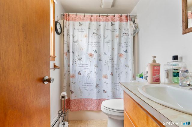18 Ivy Place, Norwalk, CT 06854