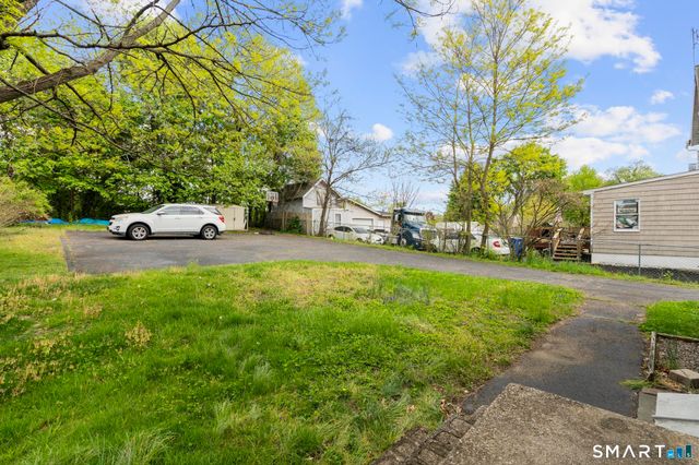 18 Ivy Place, Norwalk, CT 06854