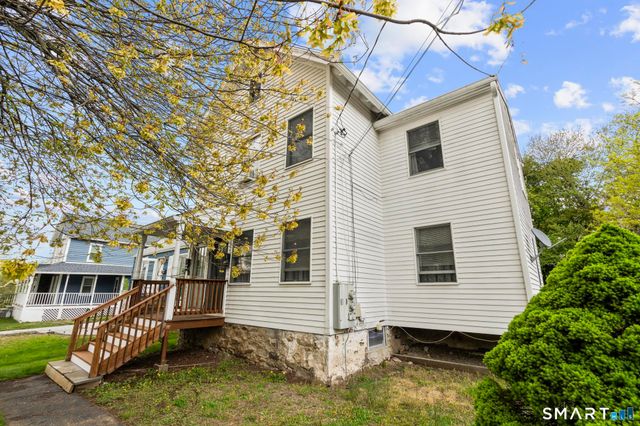 18 Ivy Place, Norwalk, CT 06854