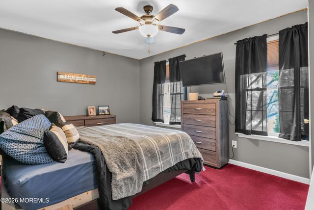 322 Wellington Court, Jackson, NJ 08527