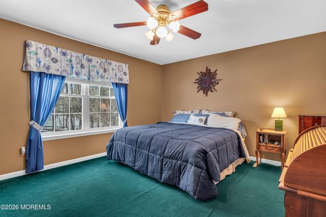 322 Wellington Court, Jackson, NJ 08527