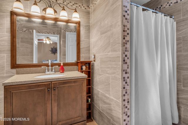 322 Wellington Court, Jackson, NJ 08527