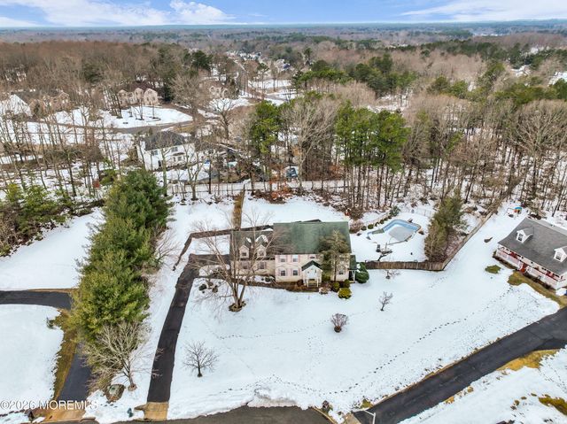 322 Wellington Court, Jackson, NJ 08527