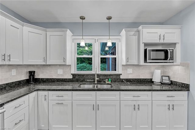 1713 Keeling RD, Virginia Beach, VA 23455