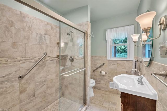 1713 Keeling RD, Virginia Beach, VA 23455