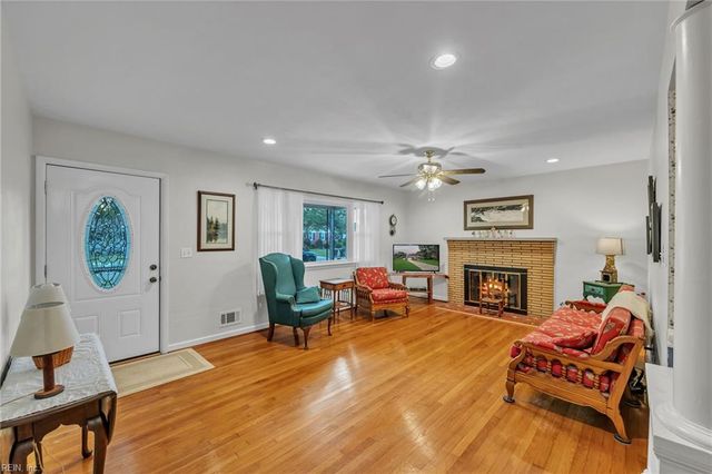 1713 Keeling RD, Virginia Beach, VA 23455