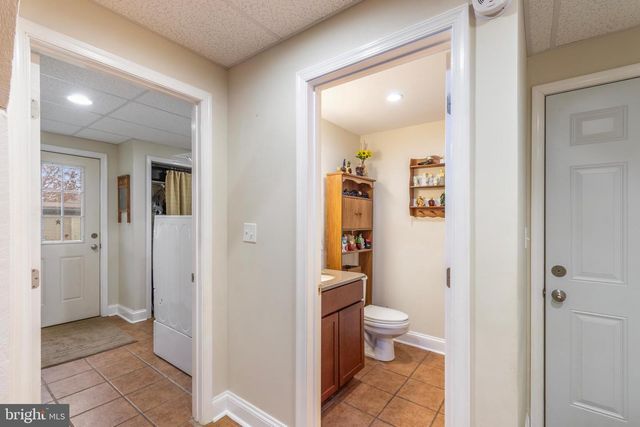 1077 PINE GROVE RD, Hanover, PA 17331