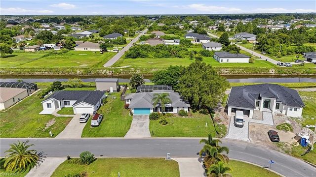 1529 Crestwood CIR W, Lehigh Acres, FL 33936