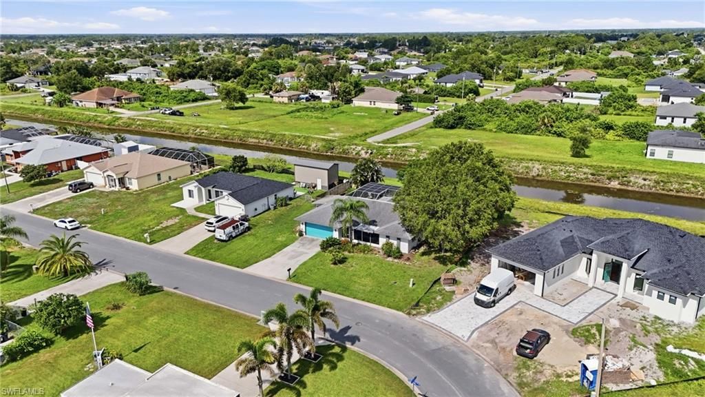 1529 Crestwood CIR W, LEHIGH ACRES, FL 33936 — photo 2