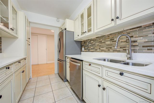 37-50 87th Street 3E, Jackson Heights, NY 11372