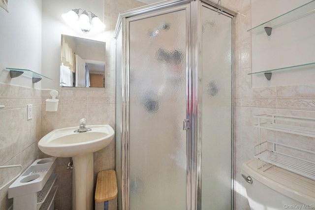 6 Madsen Court, Mount Sinai, NY 11766