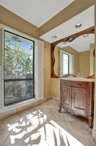 17115 Bay Street, Jupiter, FL 33477