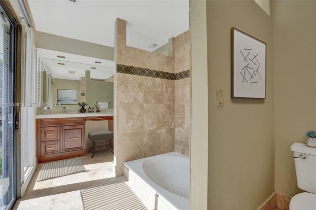17115 Bay Street, Jupiter, FL 33477
