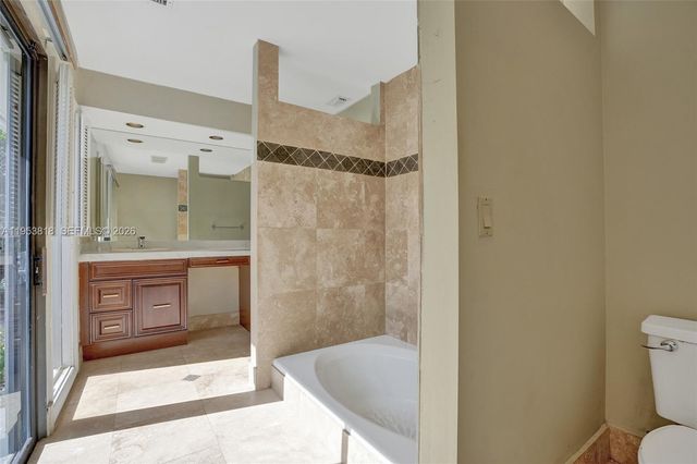 17115 Bay Street, Jupiter, FL 33477