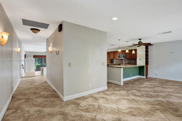 17115 Bay Street, Jupiter, FL 33477