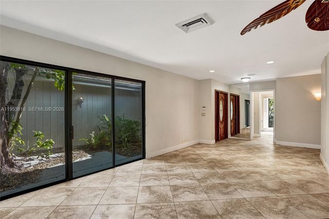 17115 Bay Street, Jupiter, FL 33477