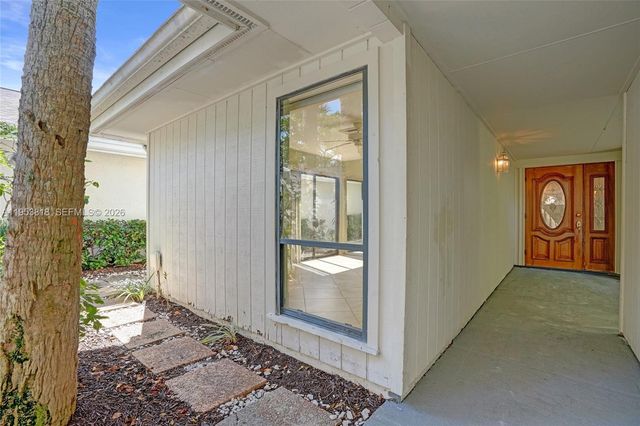 17115 Bay Street, Jupiter, FL 33477