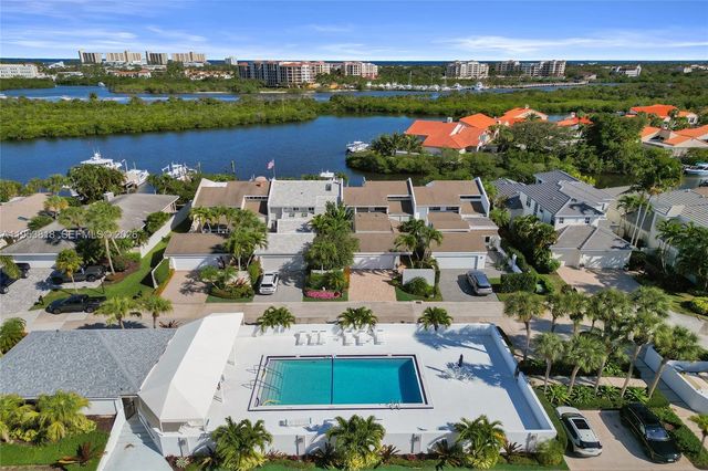 17115 Bay Street, Jupiter, FL 33477