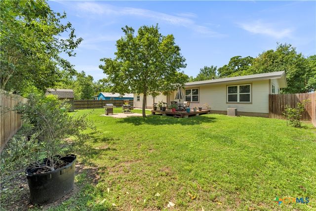 209 E Live Oak Street, Burnet, TX 78611