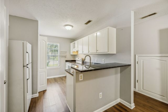1625 Center Pointe Dr, Murfreesboro, TN 37130