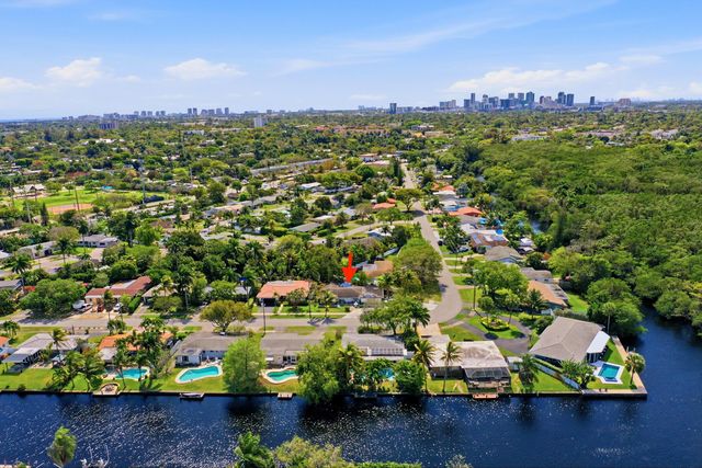 2732 NW 9th Terrace, Wilton Manors, FL 33311