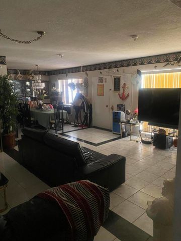 2732 NW 9th Terrace, Wilton Manors, FL 33311