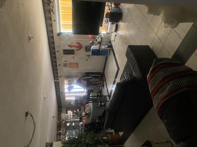 2732 NW 9th Terrace, Wilton Manors, FL 33311