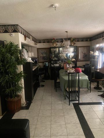 2732 NW 9th Terrace, Wilton Manors, FL 33311