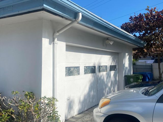 2732 NW 9th Terrace, Wilton Manors, FL 33311