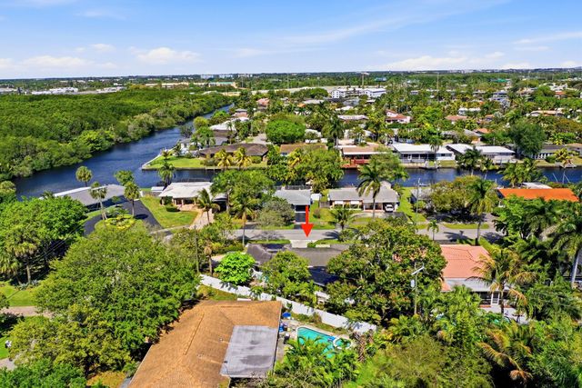 2732 NW 9th Terrace, Wilton Manors, FL 33311