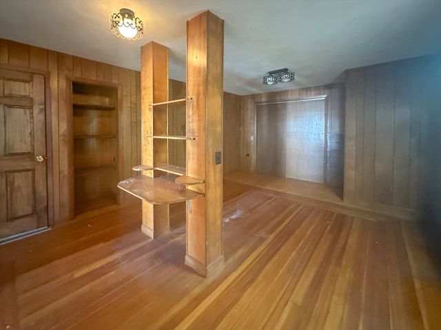 16 Shaw Ave, Johnston, RI 02919